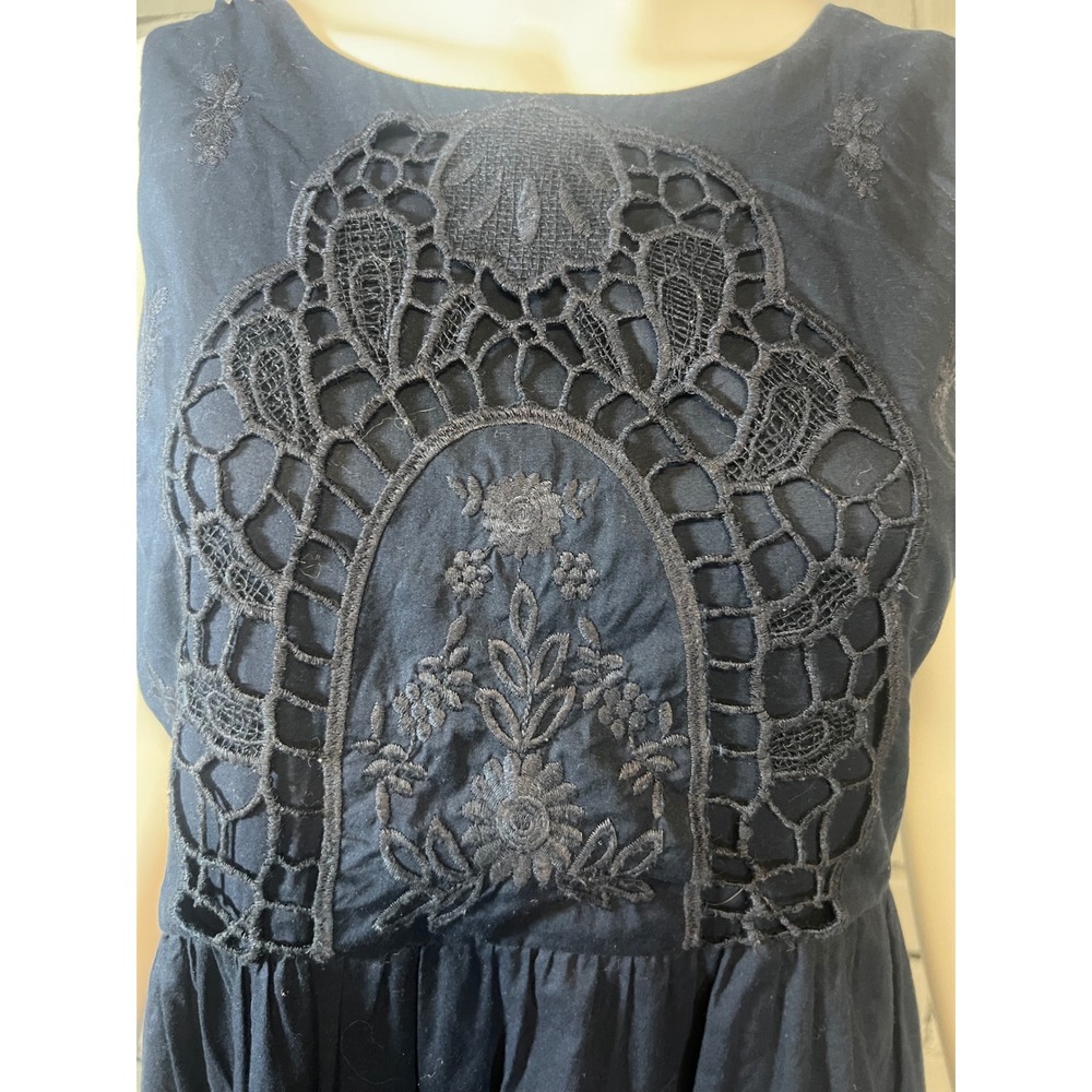 Ann Taylor LOFT Navy Blue Crochet Lace Embroidered Sleeveless Dress Size 2